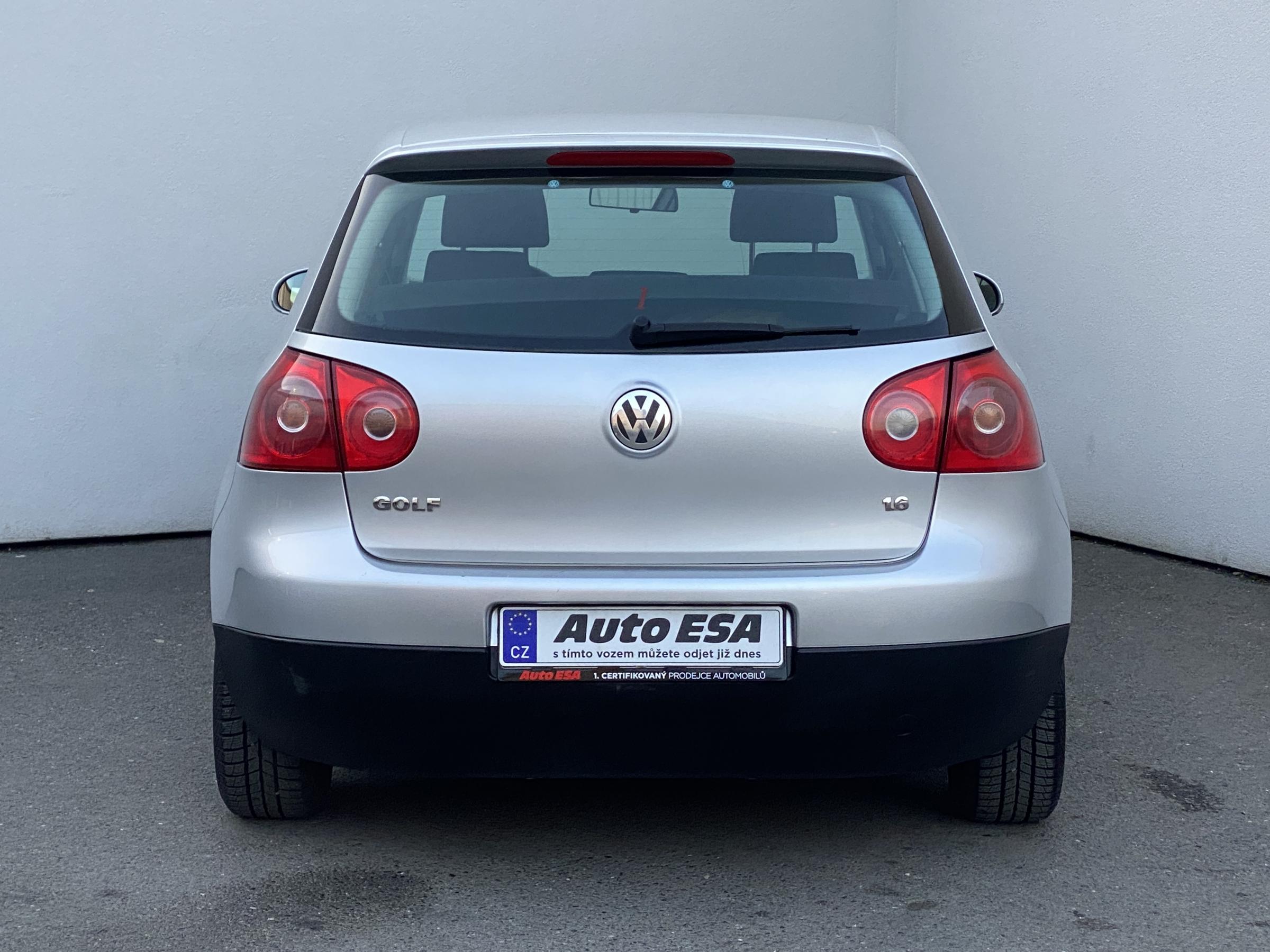 Volkswagen Golf, 2005 - pohled č. 5
