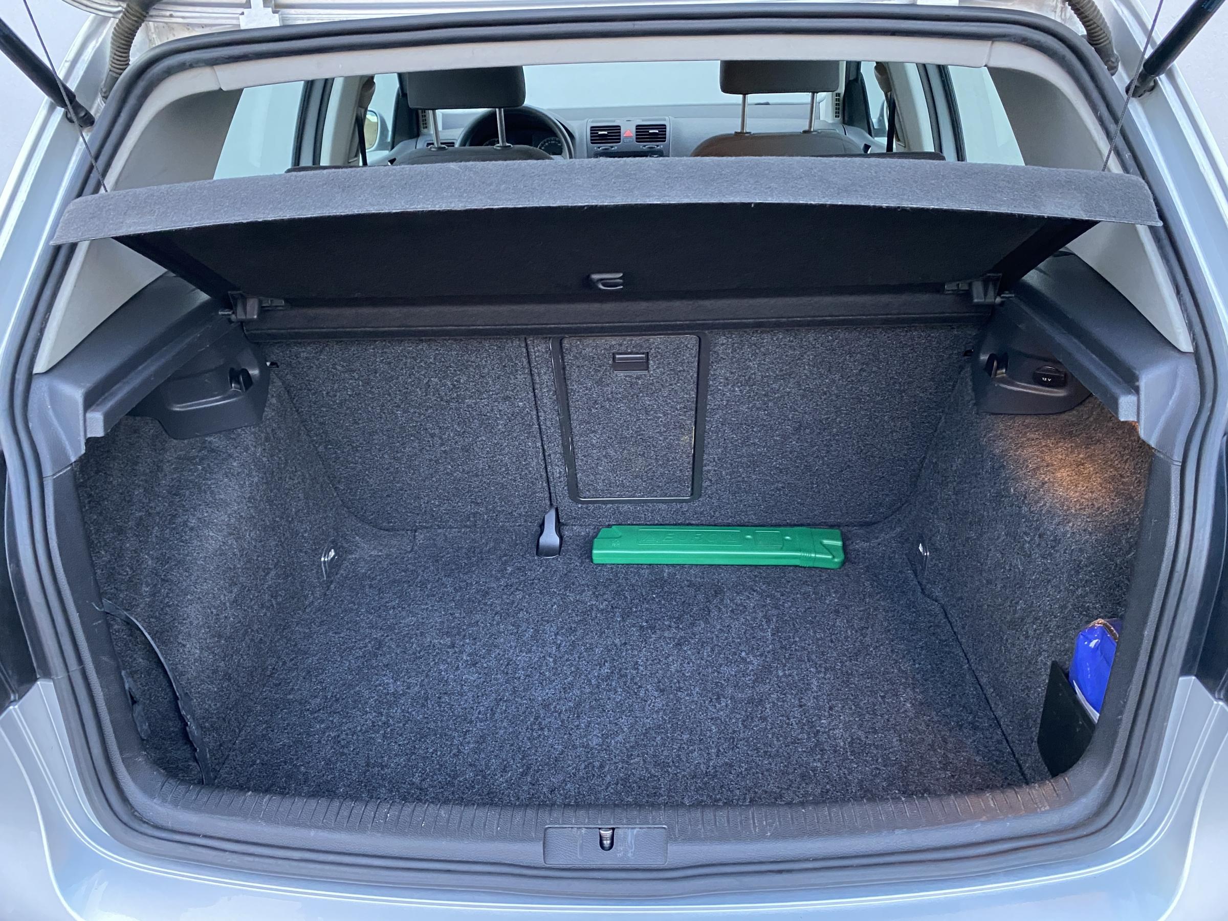 Volkswagen Golf, 2005 - pohled č. 7