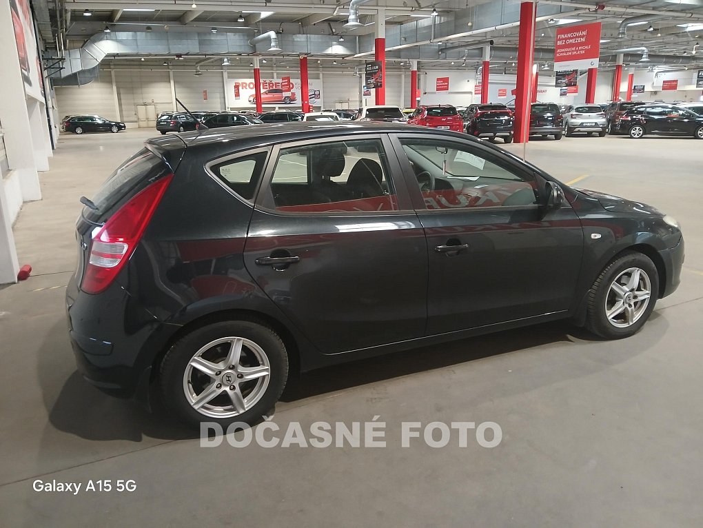 Hyundai I30 1.4 16V 