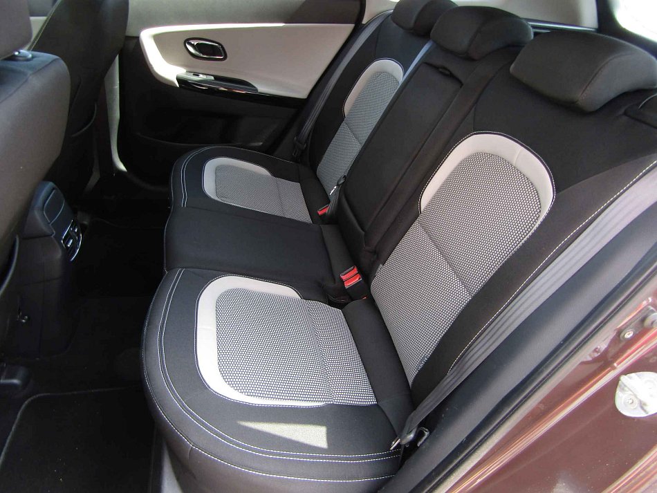 Kia Ceed 1.6 GDi Spirit