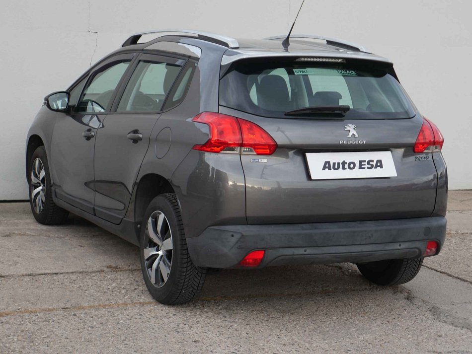 Peugeot 2008 1.2 PT 