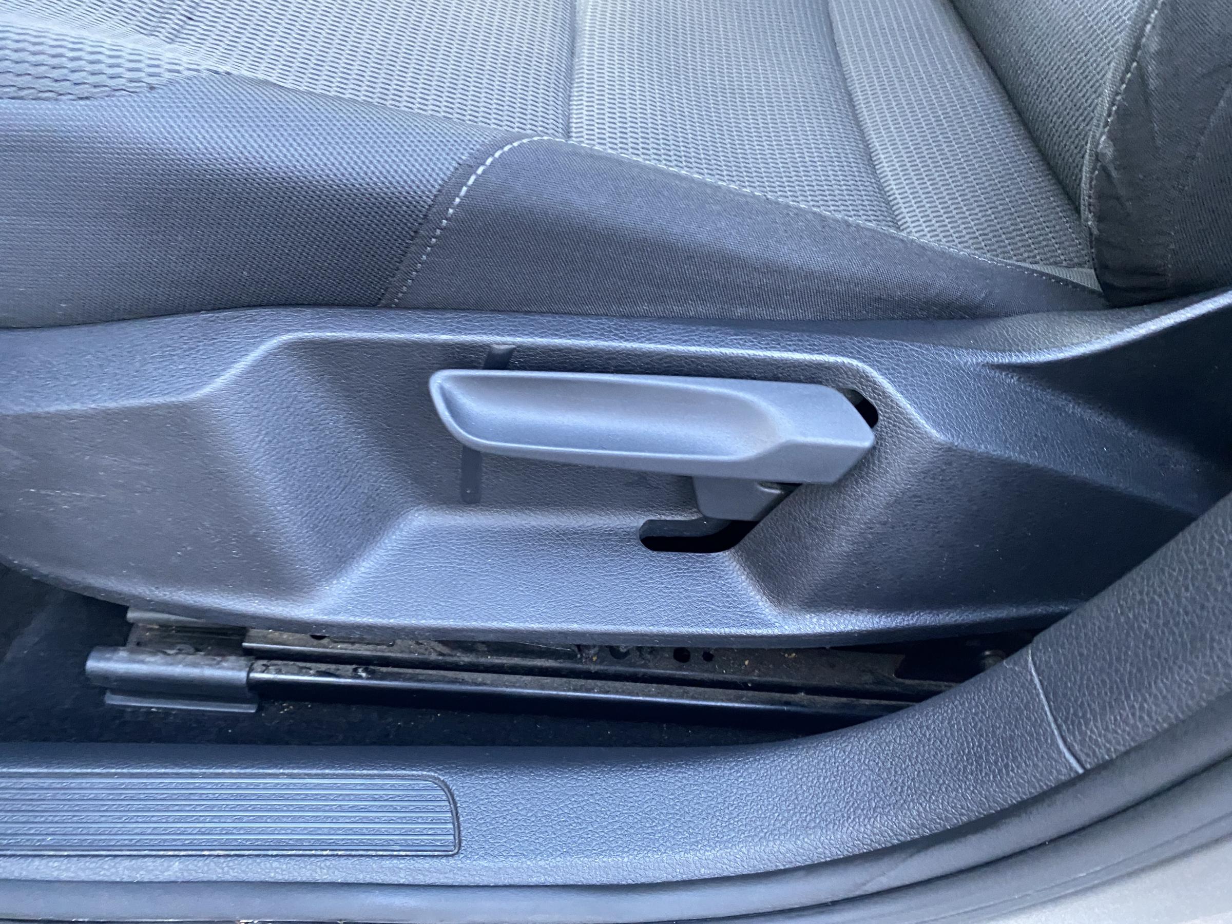 Volkswagen Golf, 2013 - pohled č. 14