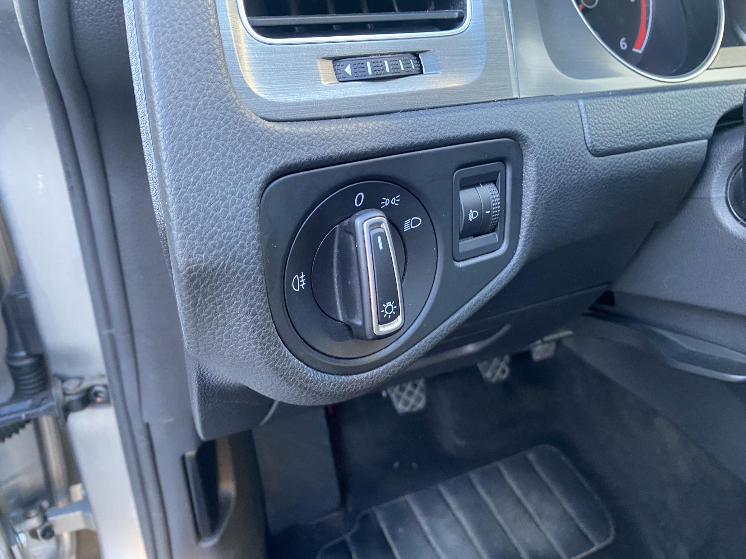 Volkswagen Golf, 2013 - pohled č. 15