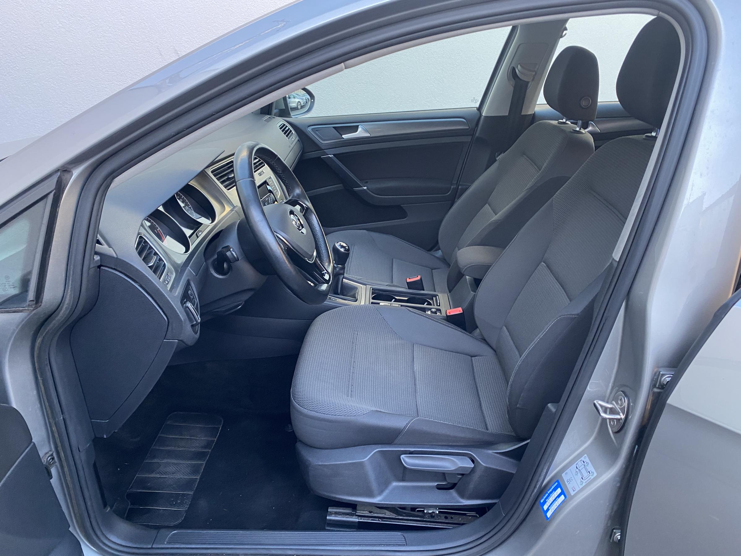 Volkswagen Golf, 2013 - pohled č. 9