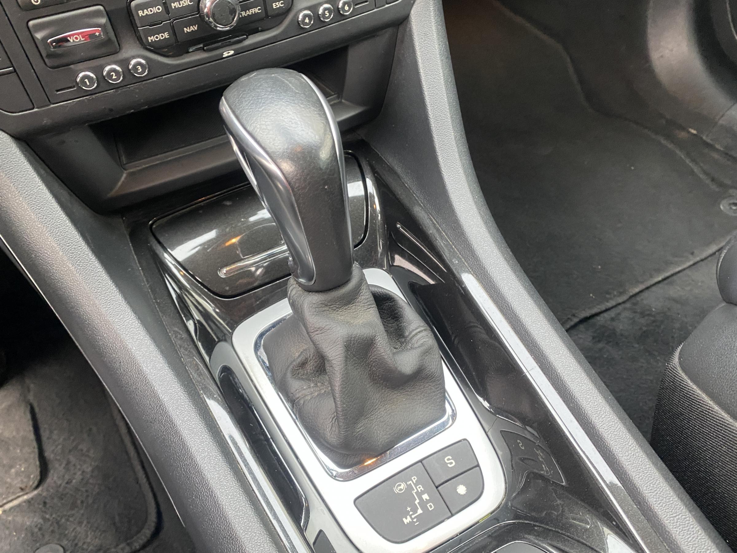 Citroën C5, 2012 - pohled č. 16