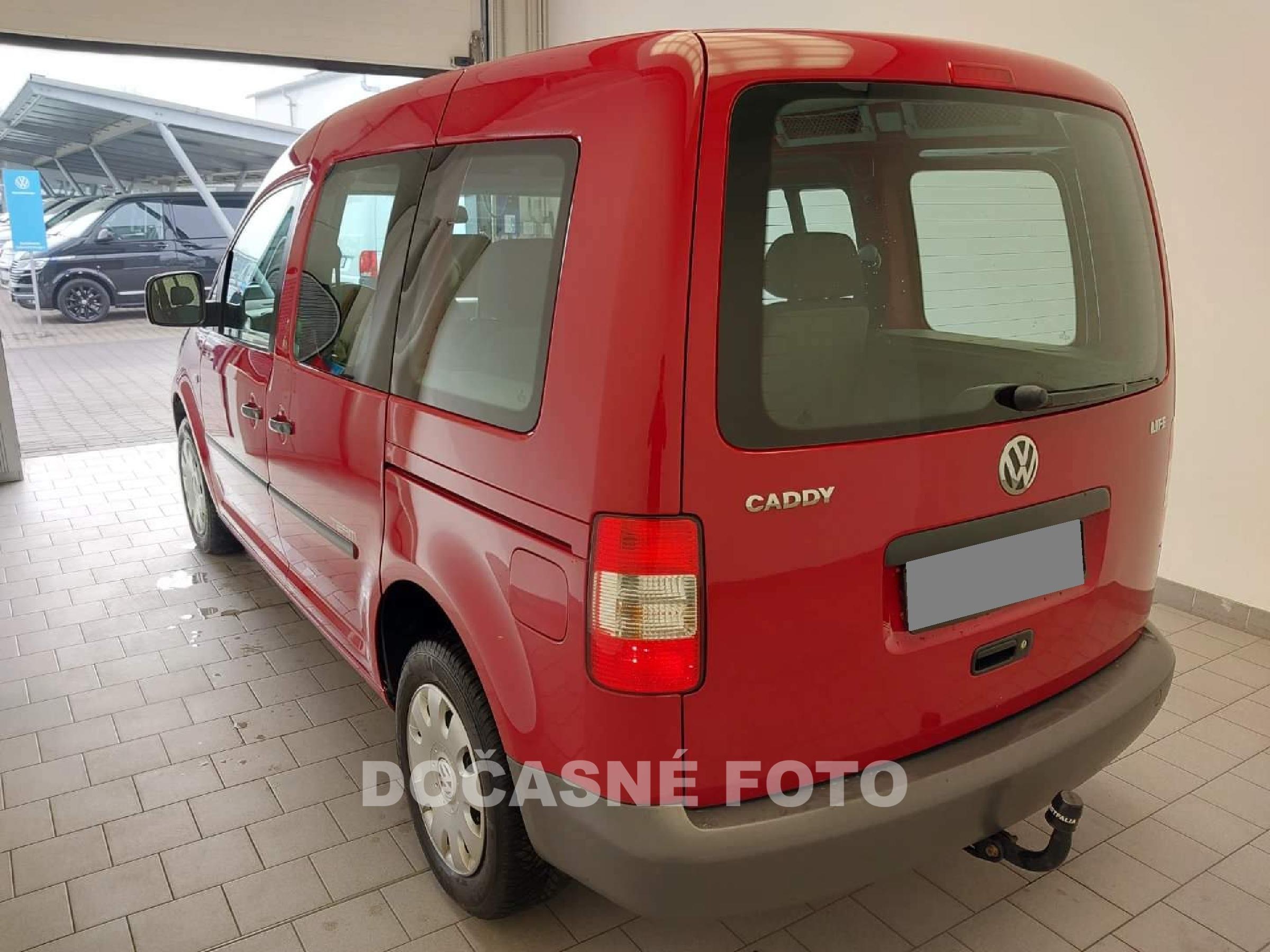 Volkswagen Caddy, 2010 - pohled č. 4