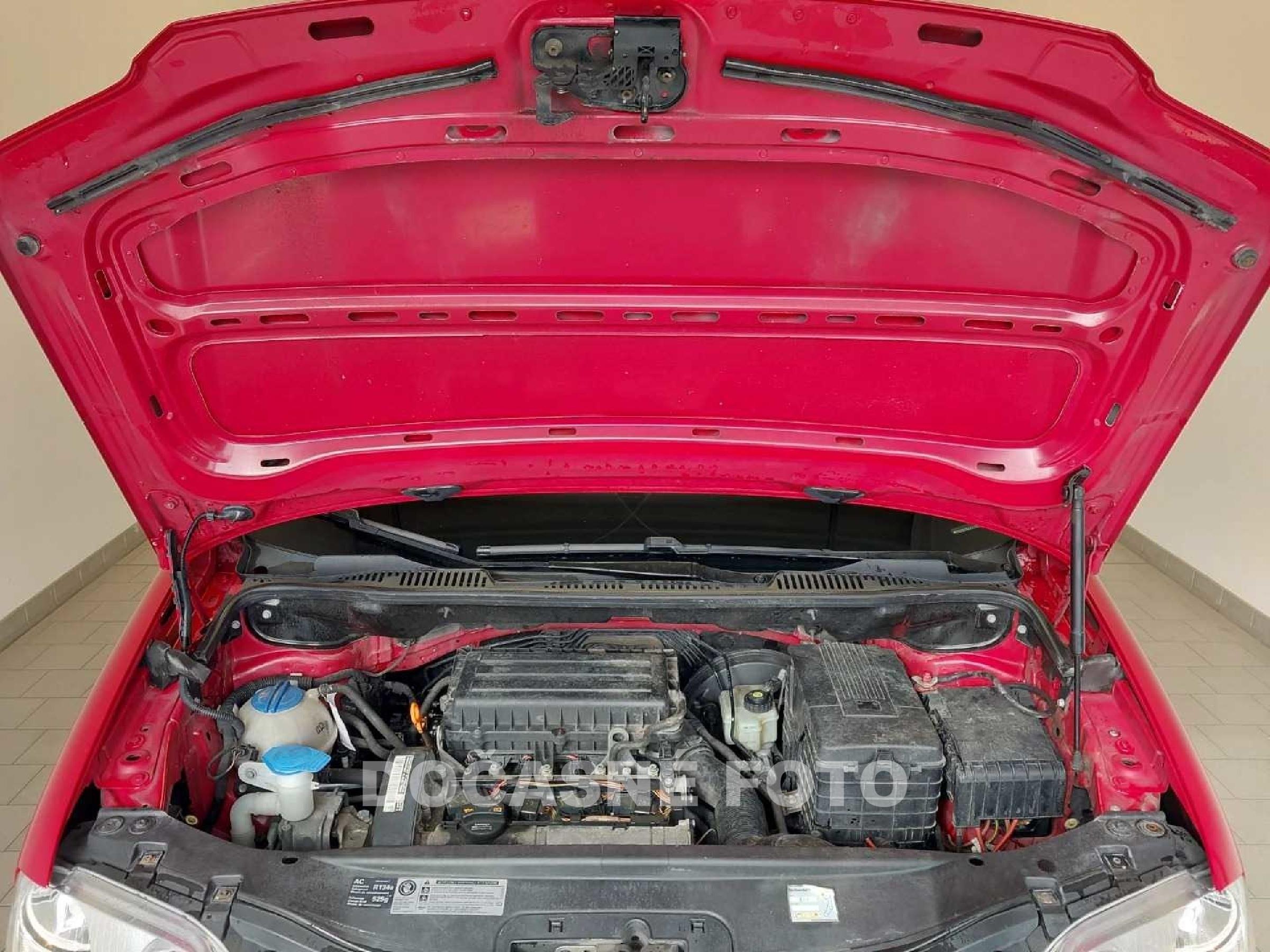 Volkswagen Caddy, 2010 - pohled č. 5