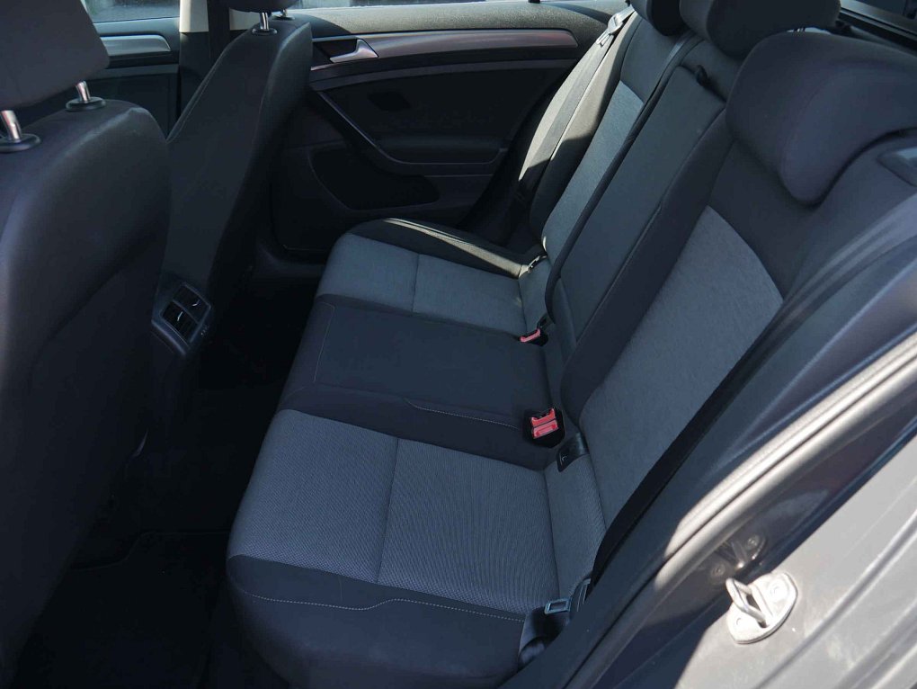 Volkswagen Golf 1.2TSi 