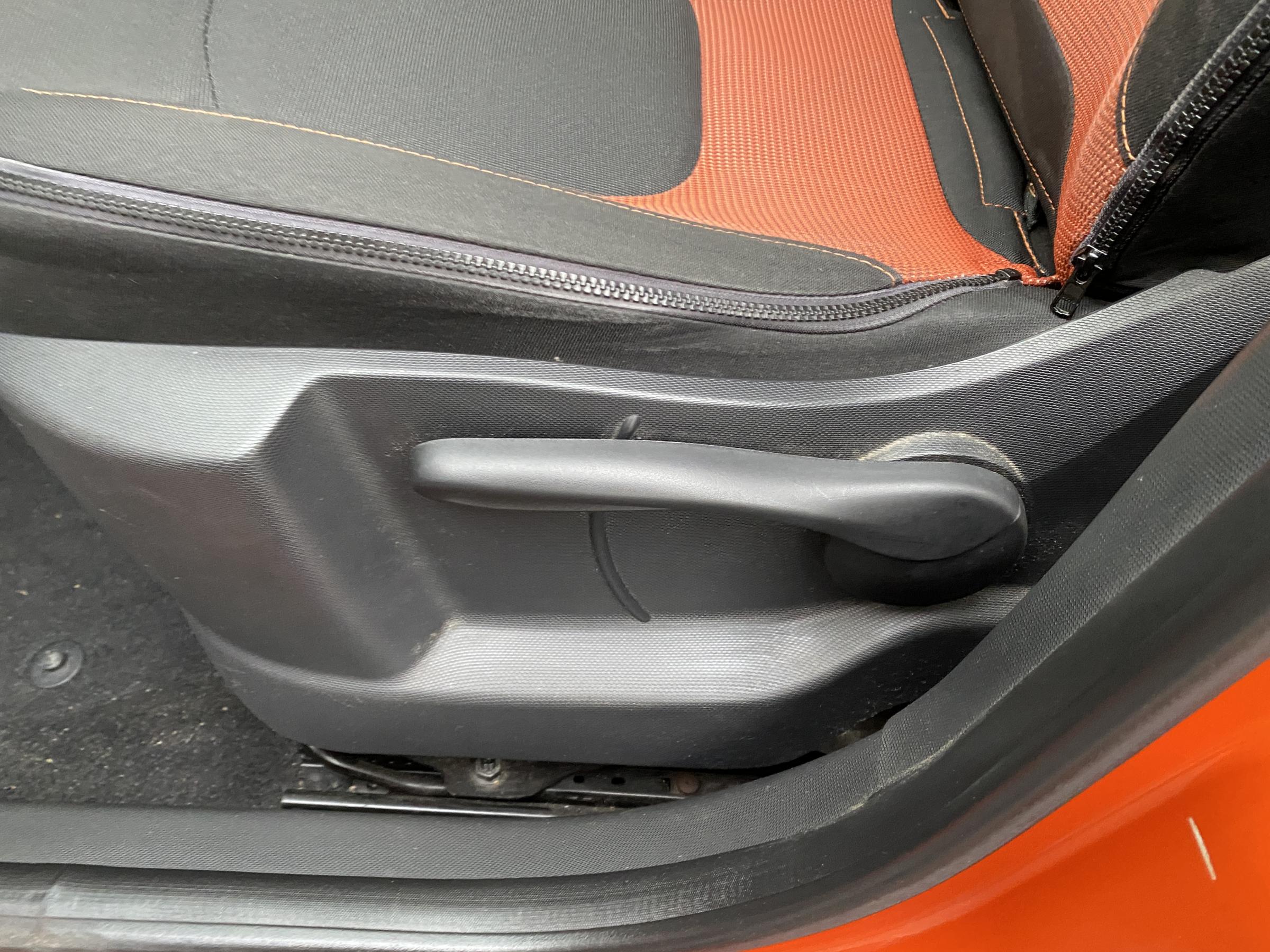 Renault Captur, 2015 - pohled č. 14