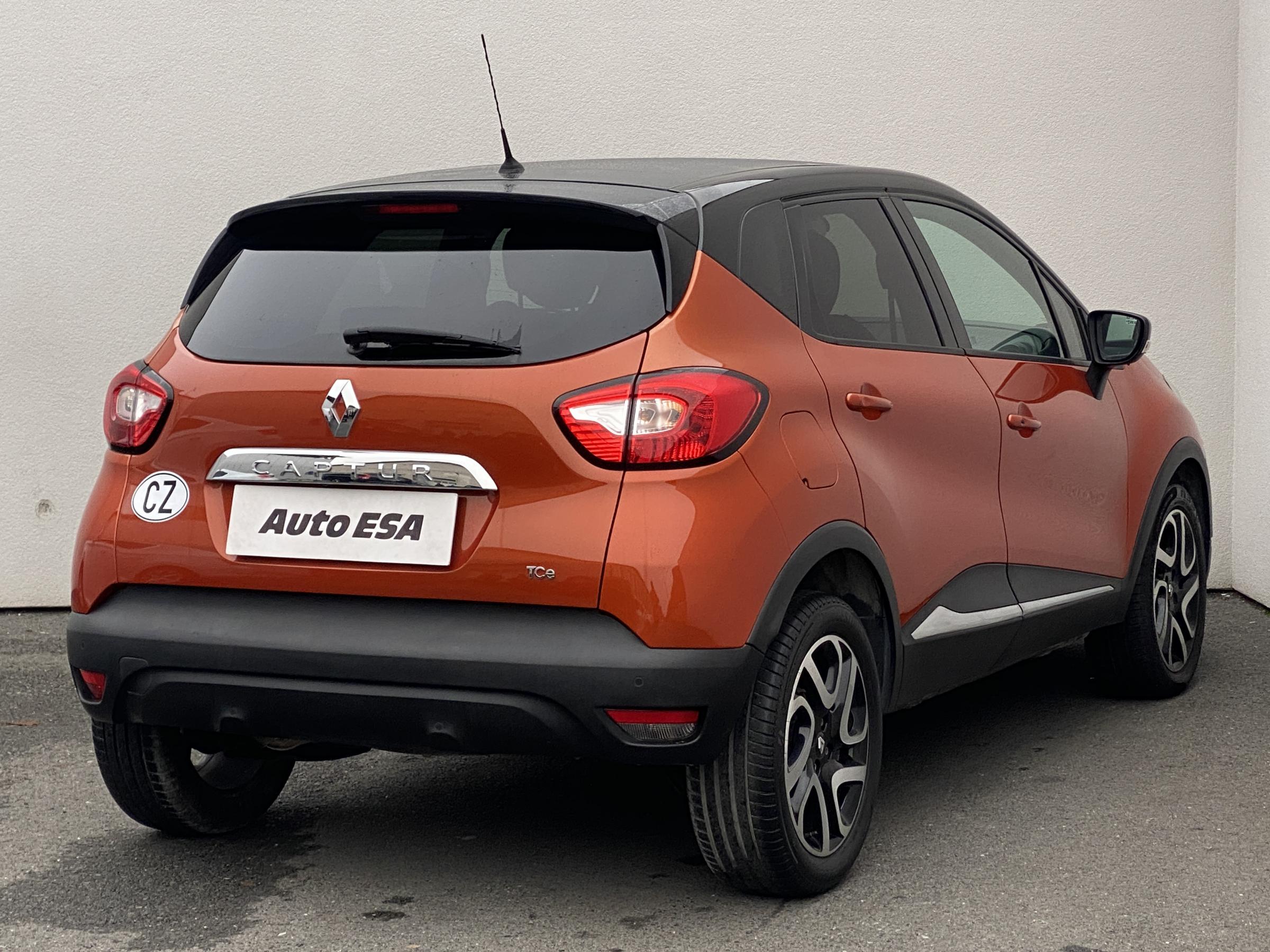 Renault Captur, 2015 - pohled č. 4