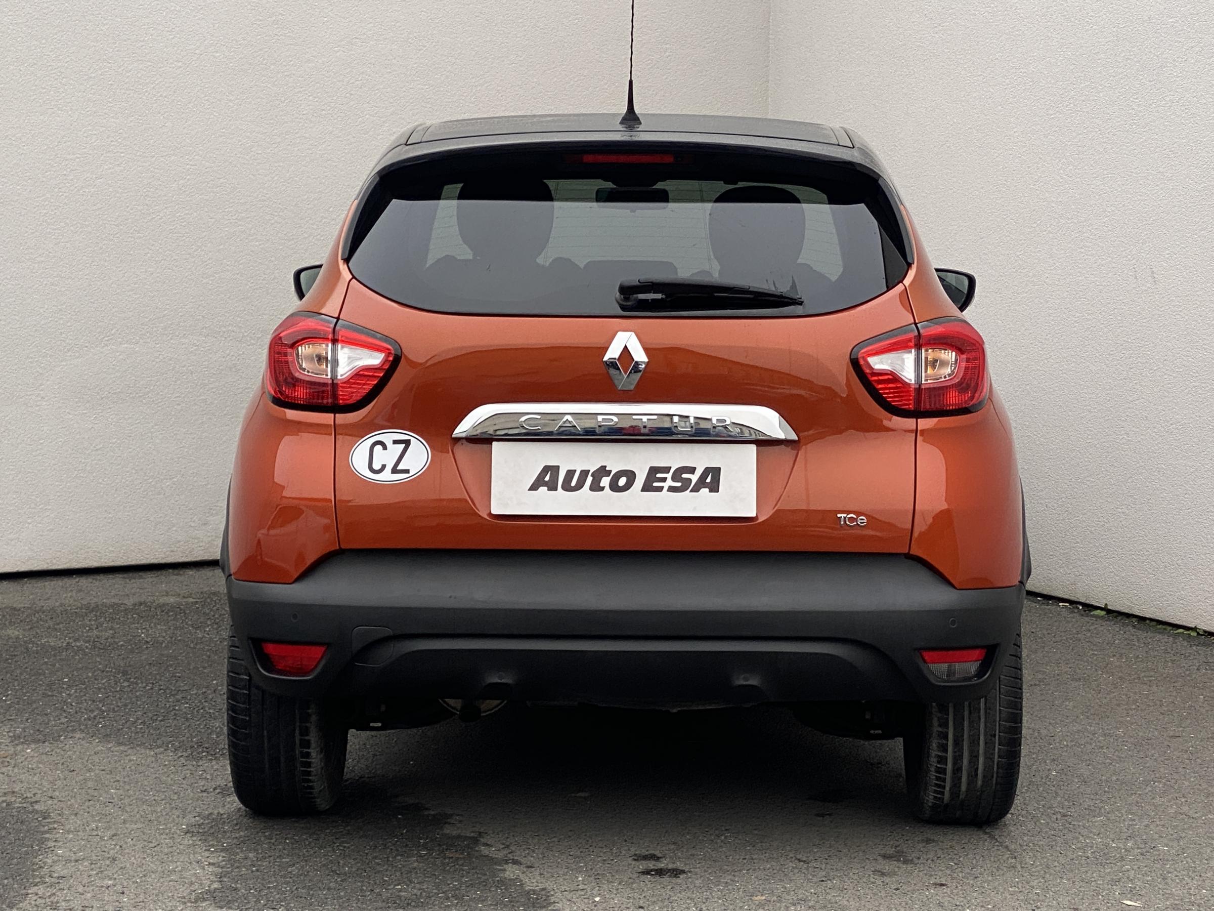 Renault Captur, 2015 - pohled č. 5