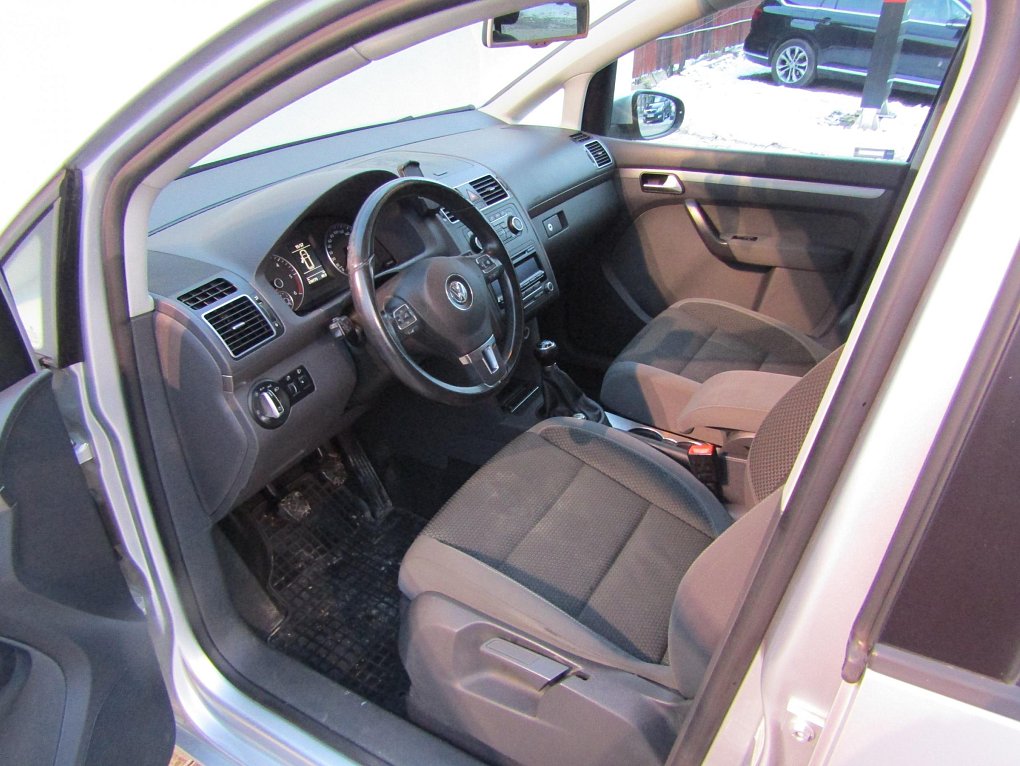 Volkswagen Touran 2.0TDi 