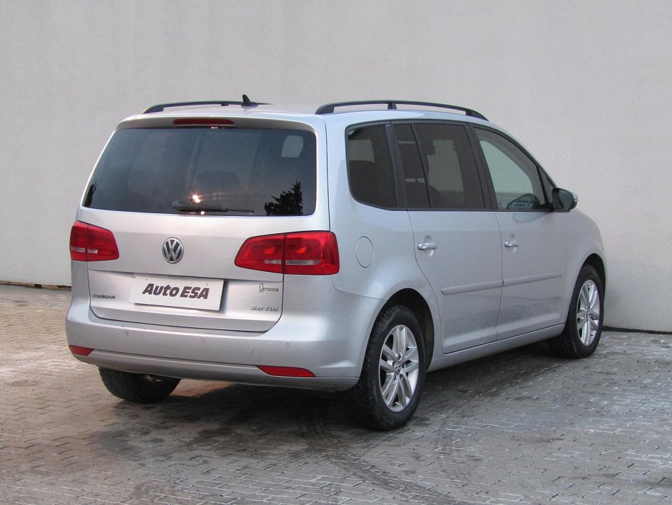 Volkswagen Touran 2.0TDi 