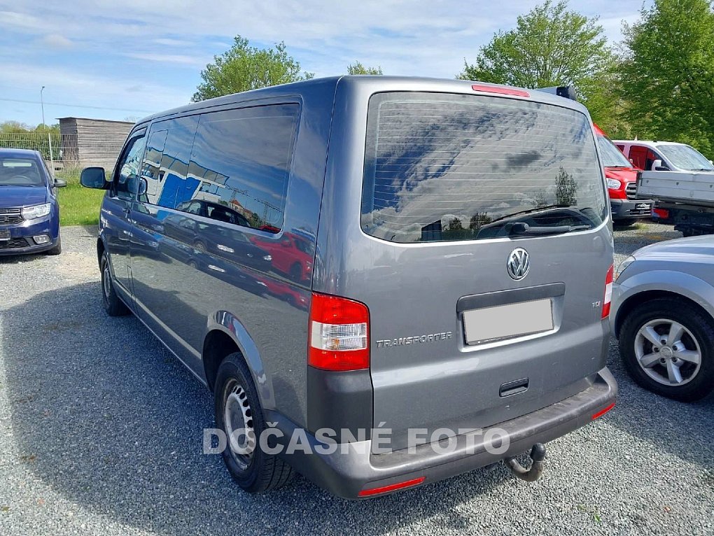 Volkswagen Transporter 2.0TDi  L2 9míst