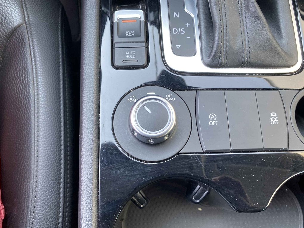 Volkswagen Touareg 3.0 V6 TDi  4x4