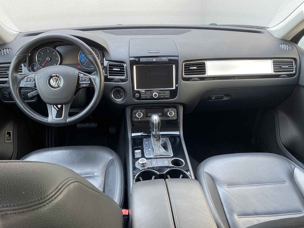 Volkswagen Touareg 3.0 V6 TDi  4x4