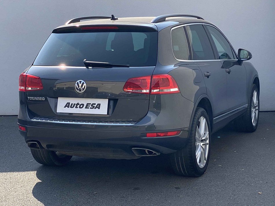 Volkswagen Touareg 3.0 V6 TDi  4x4