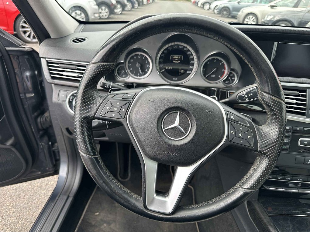 Mercedes-Benz Třída E 3.0 CDi  E 300 CDi