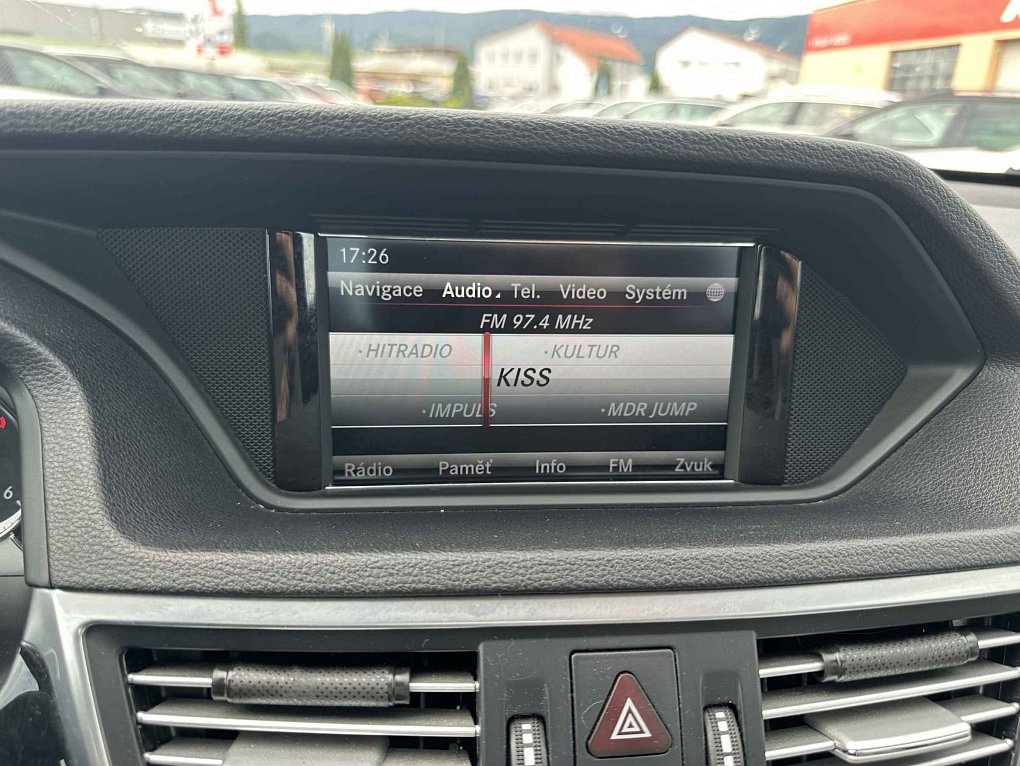 Mercedes-Benz Třída E 3.0 CDi  E 300 CDi