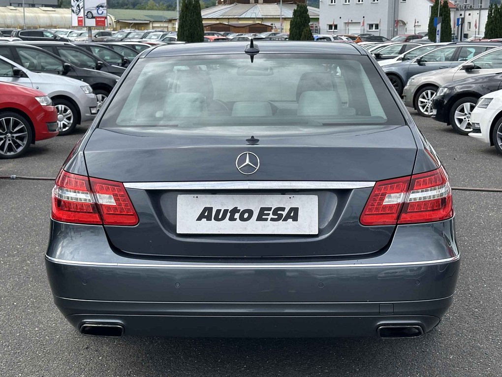 Mercedes-Benz Třída E 3.0 CDi  E 300 CDi