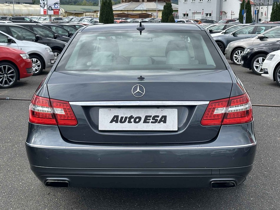 Mercedes-Benz Třída E 3.0 CDi  E 300 CDi