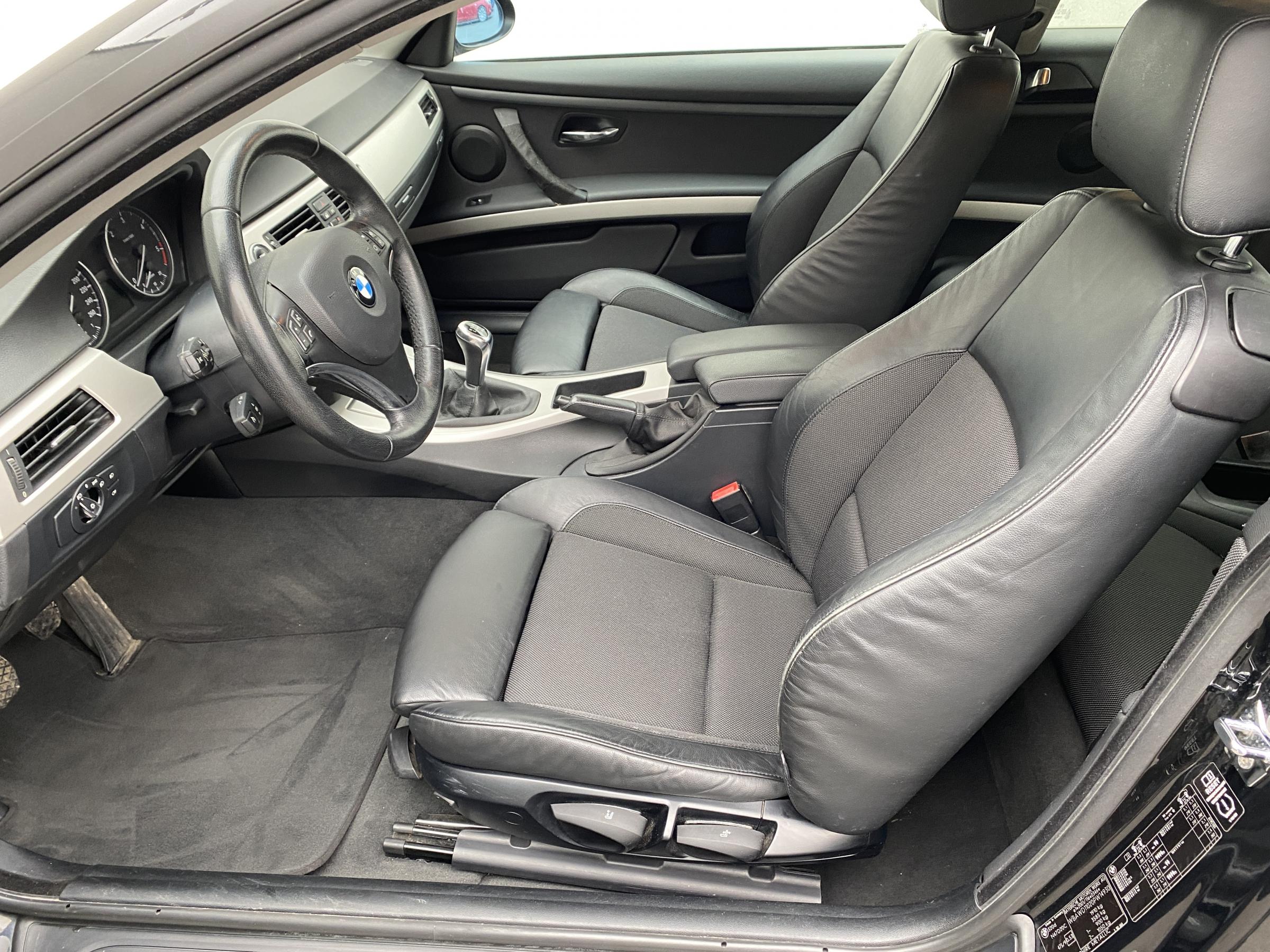 BMW Řada 3, 2009 - pohled č. 11
