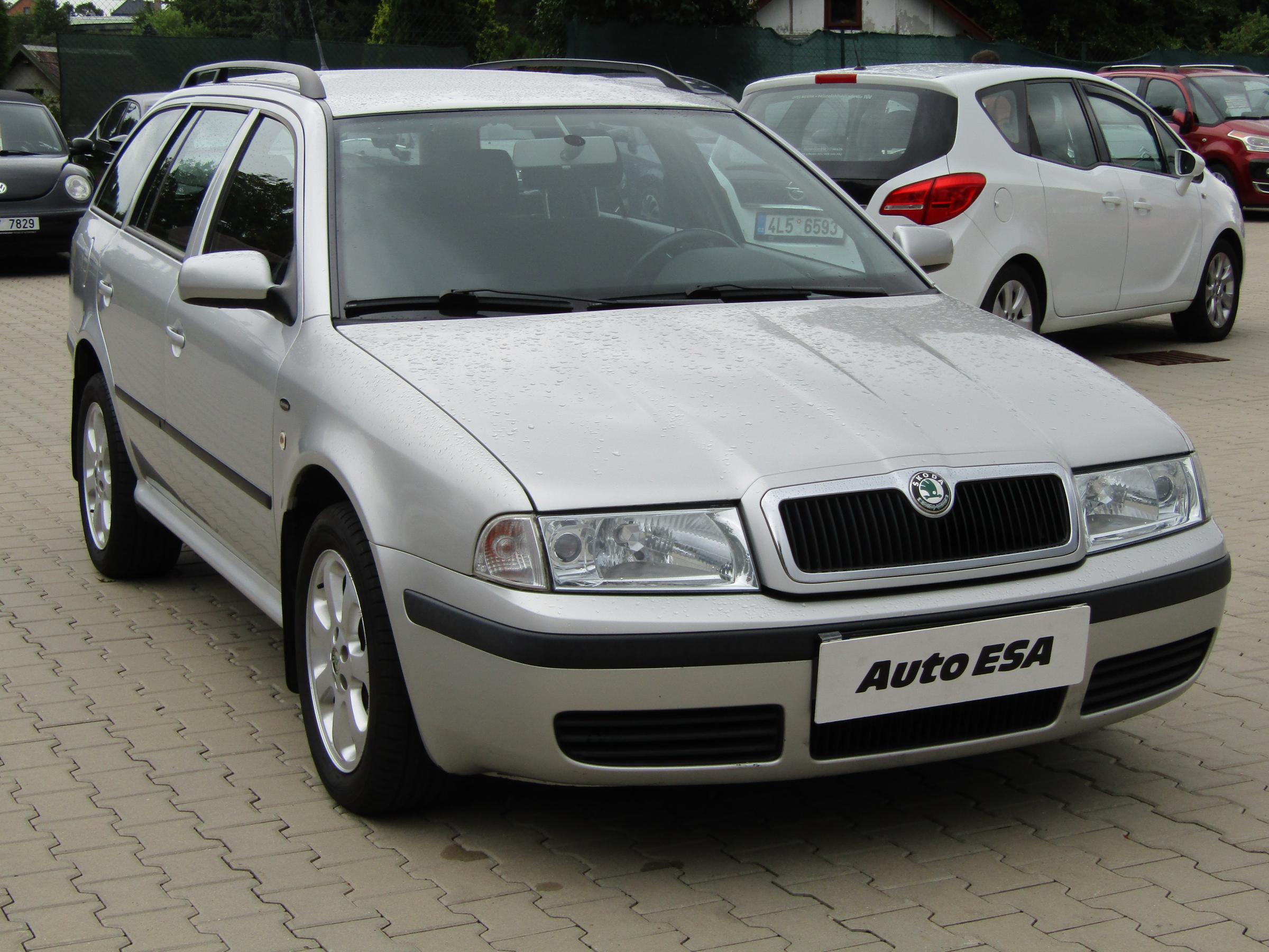 Škoda Octavia, 2002 - celkový pohled