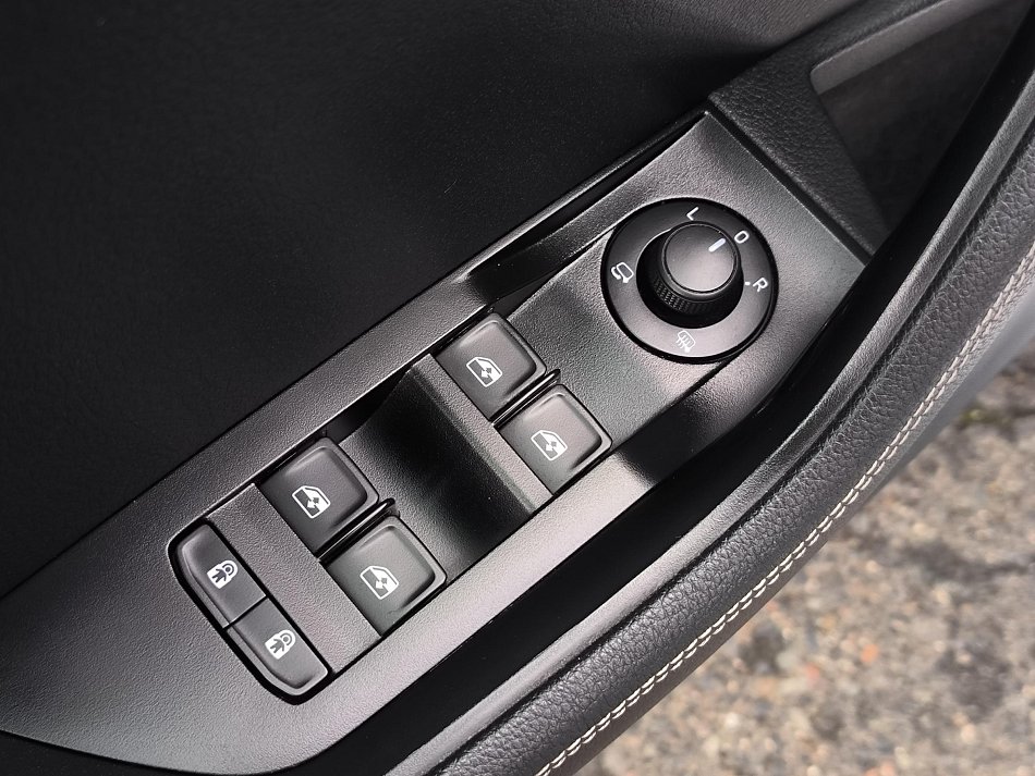 Škoda Superb III 2.0 TDi Style