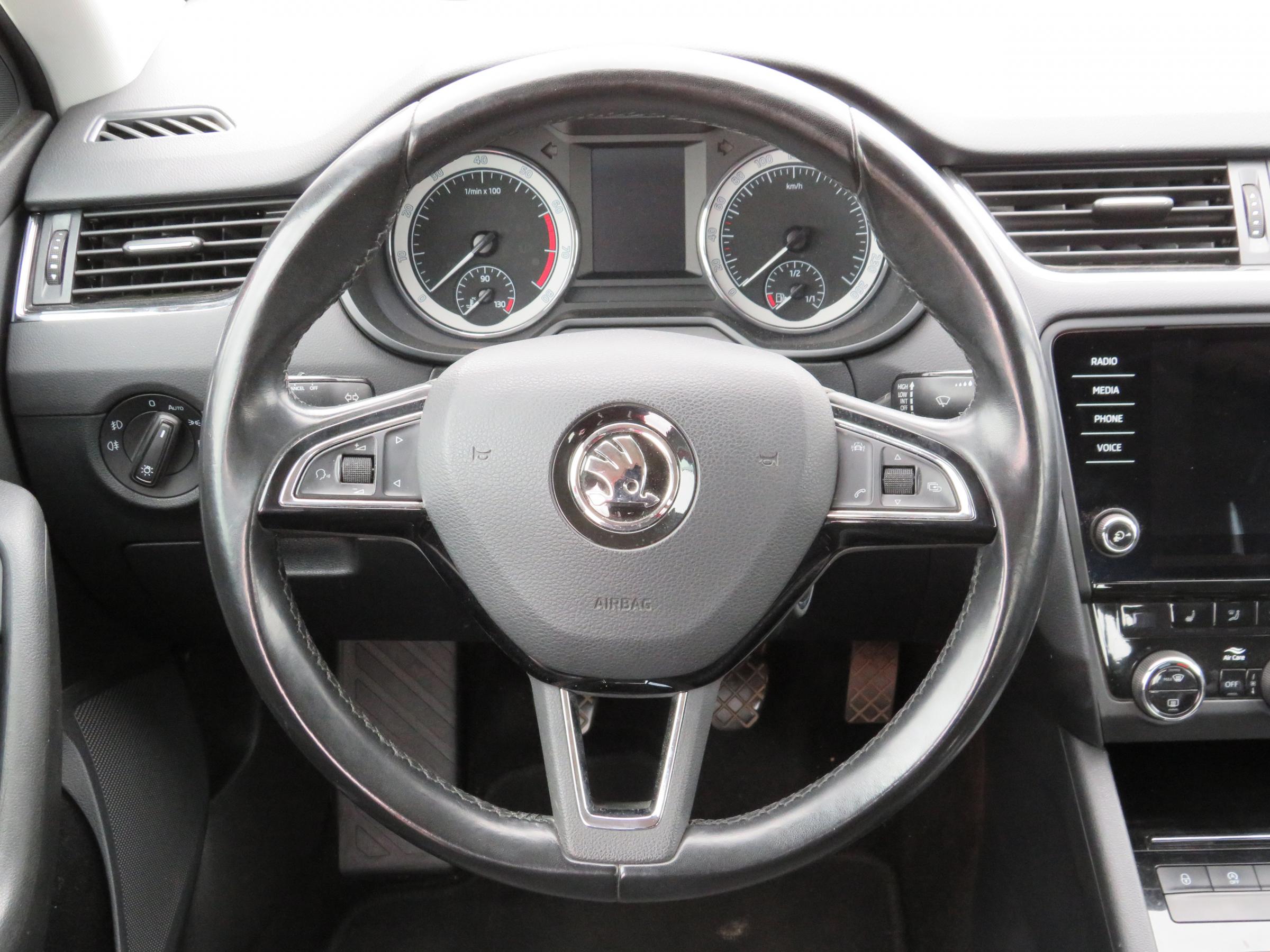 Škoda Octavia III, 2018 - pohled č. 15