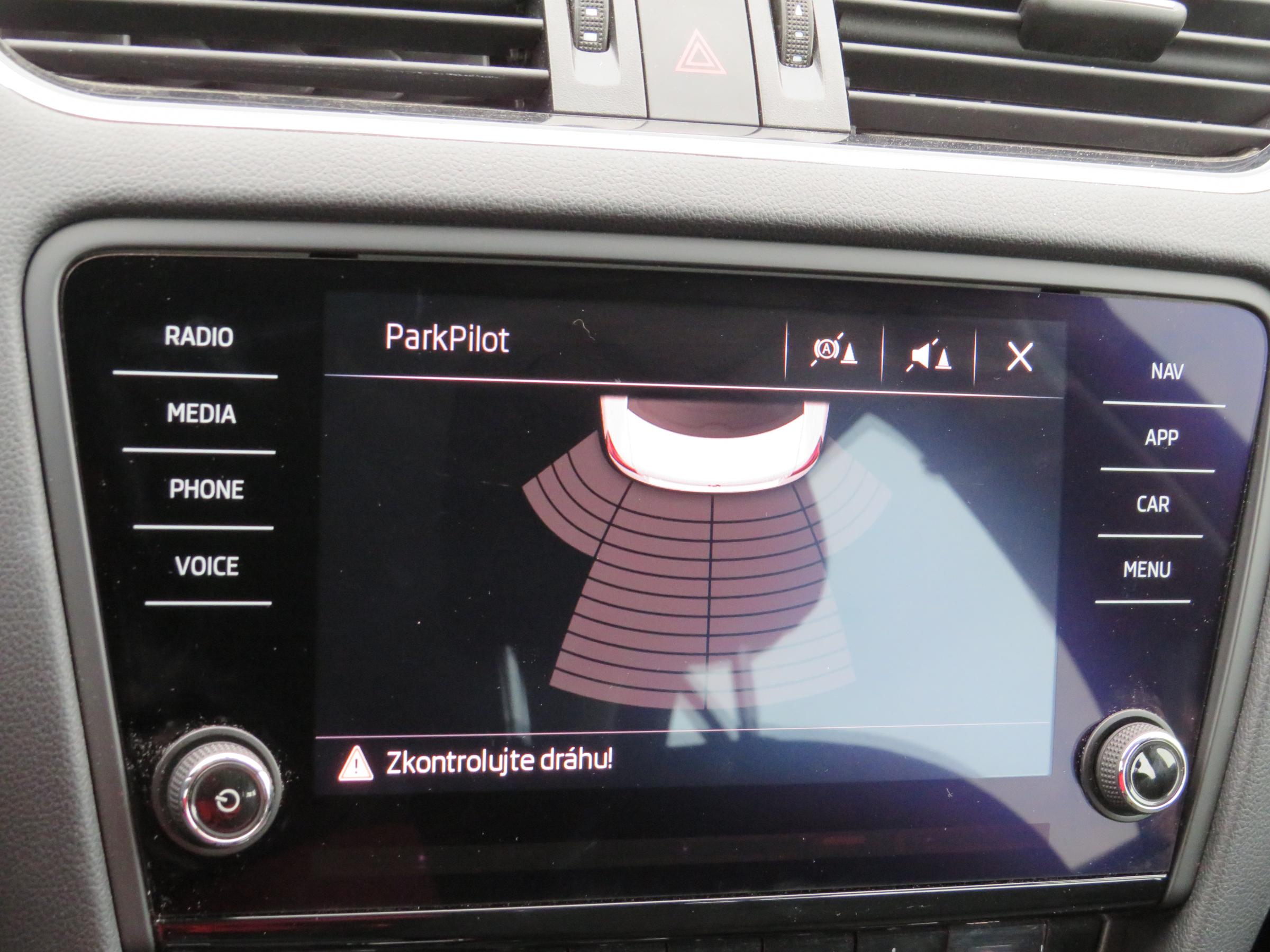 Škoda Octavia III, 2018 - pohled č. 24