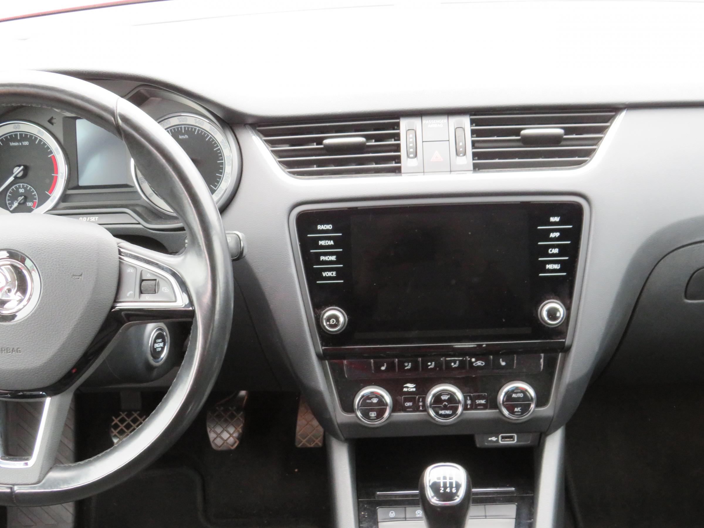 Škoda Octavia III, 2018 - pohled č. 9