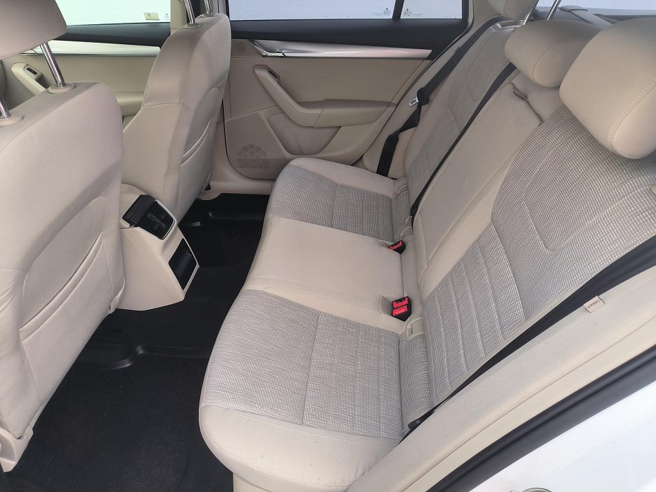 Škoda Octavia III 1.8 TSI 