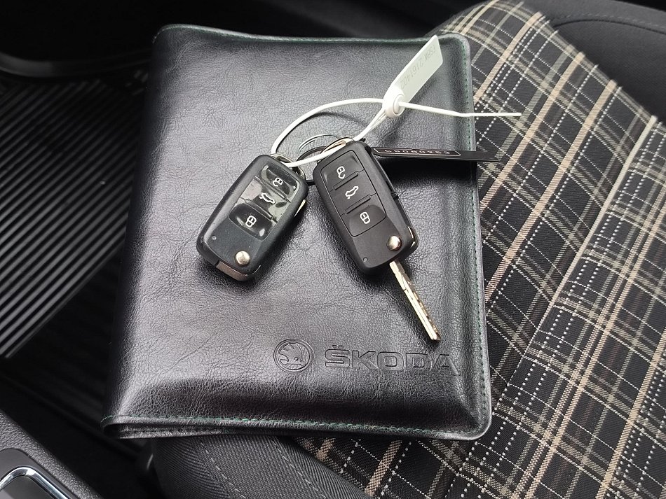 Škoda Superb II 2.0 TDi Family