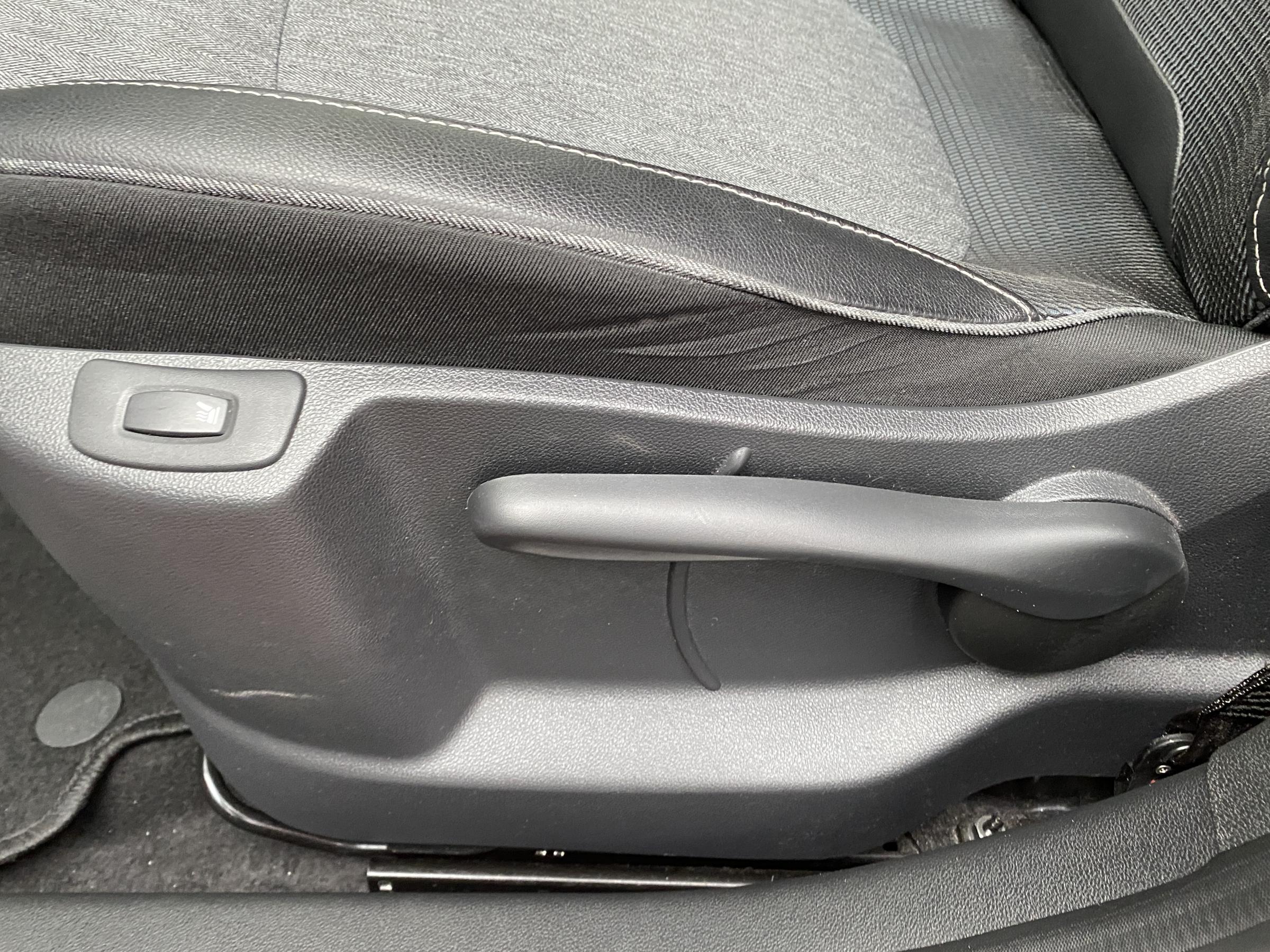 Renault Captur, 2018 - pohled č. 14