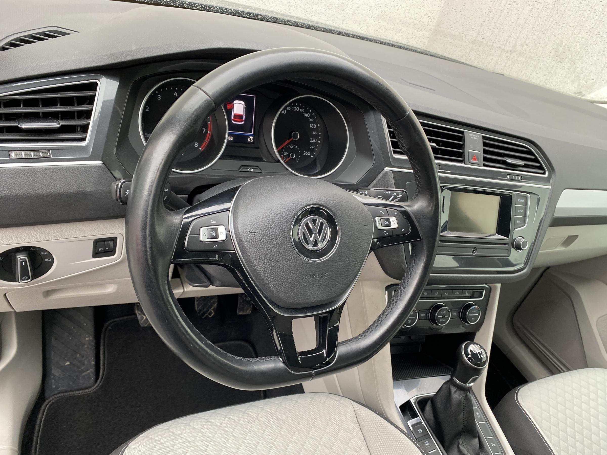 Volkswagen Tiguan, 2017 - pohled č. 12