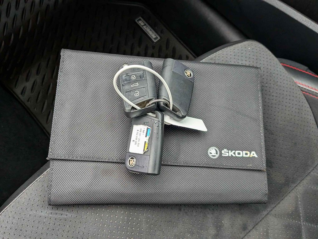 Škoda Octavia III 2.0TSi RS