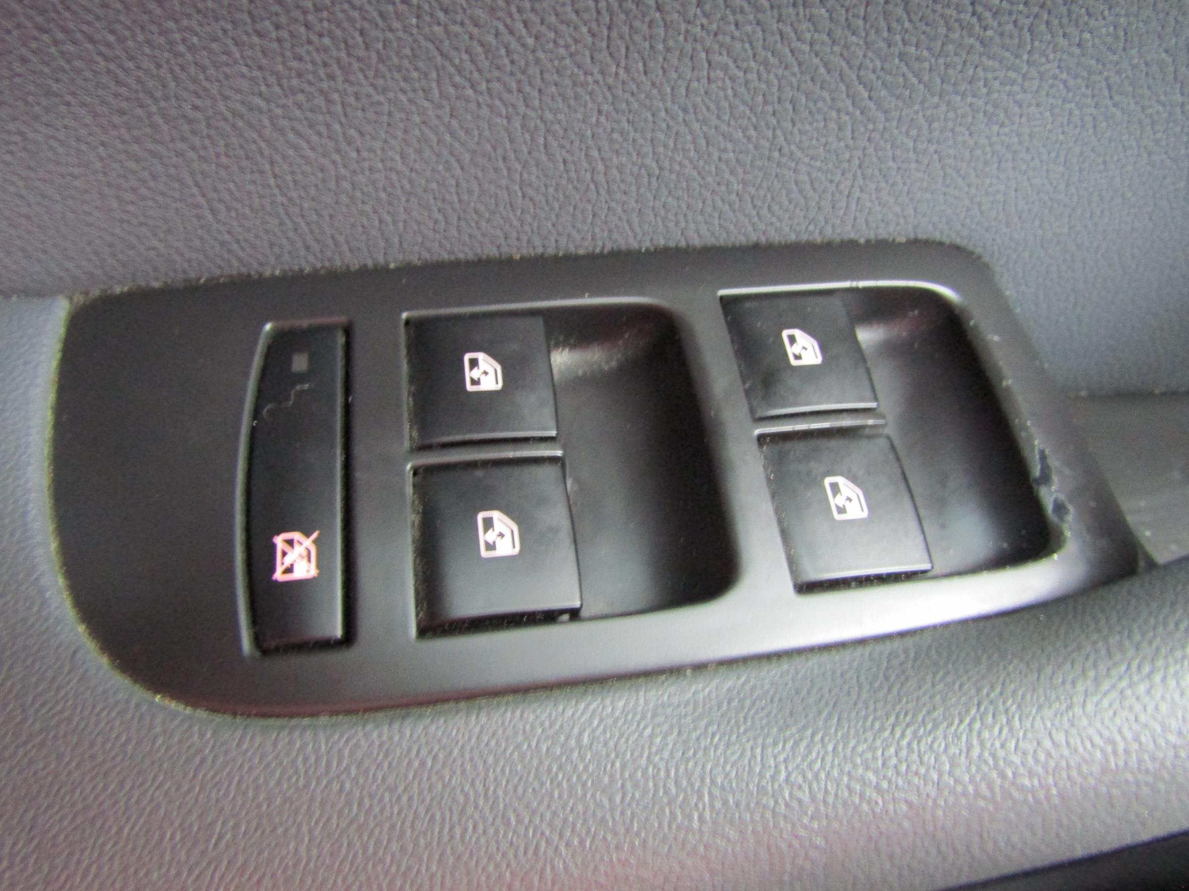 Opel Zafira, 2012 - pohled č. 13