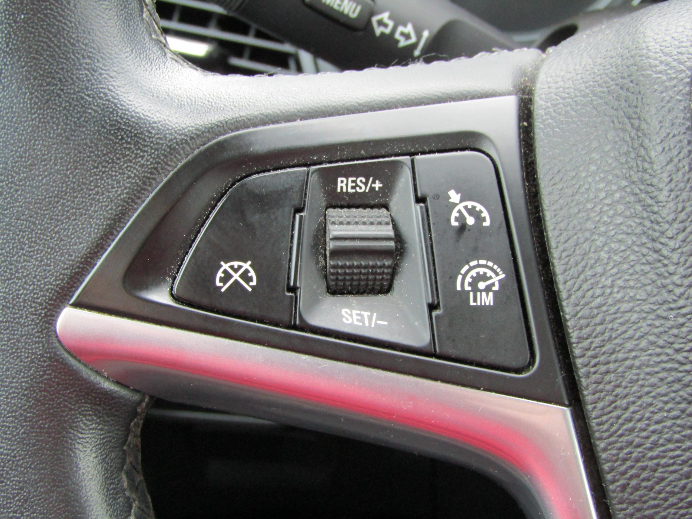 Opel Zafira, 2012 - pohled č. 16