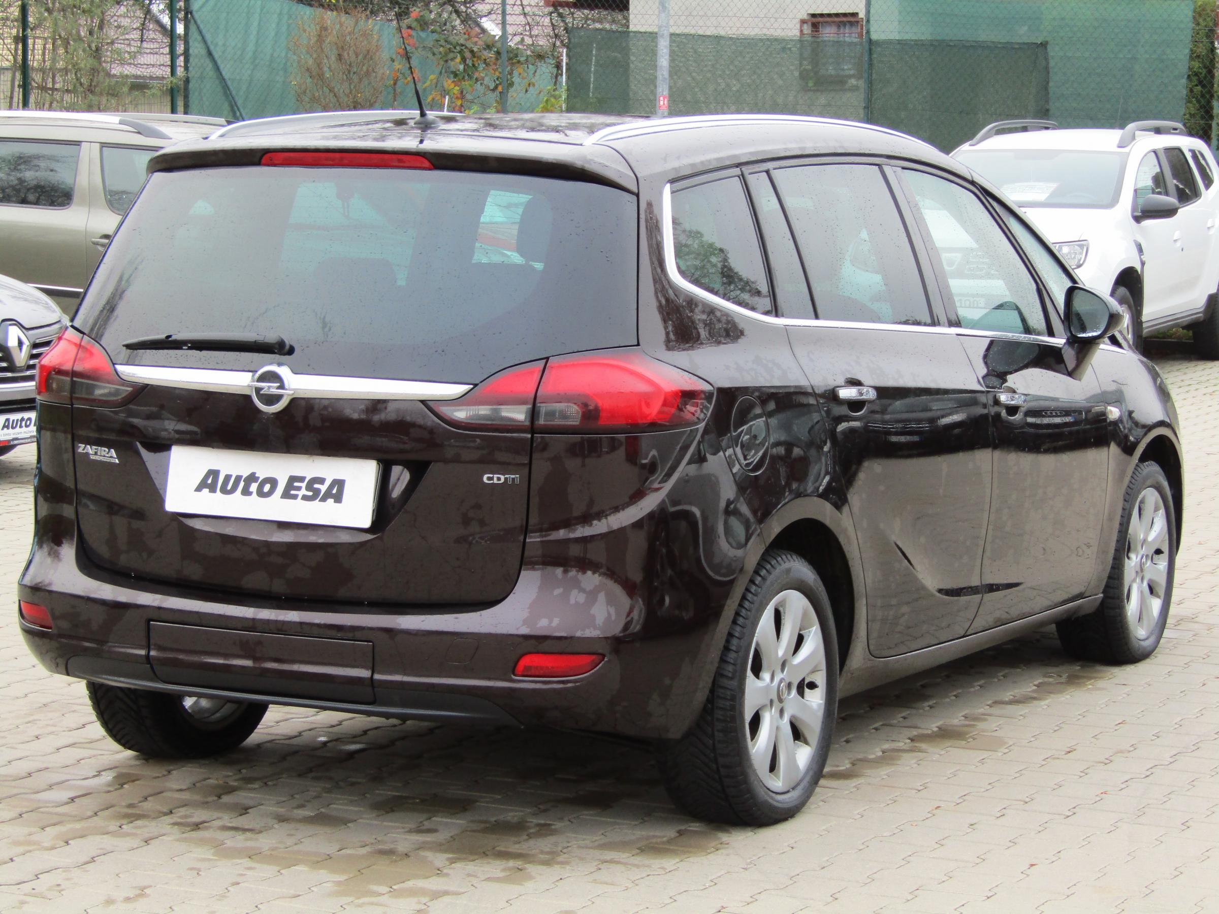 Opel Zafira, 2012 - pohled č. 6