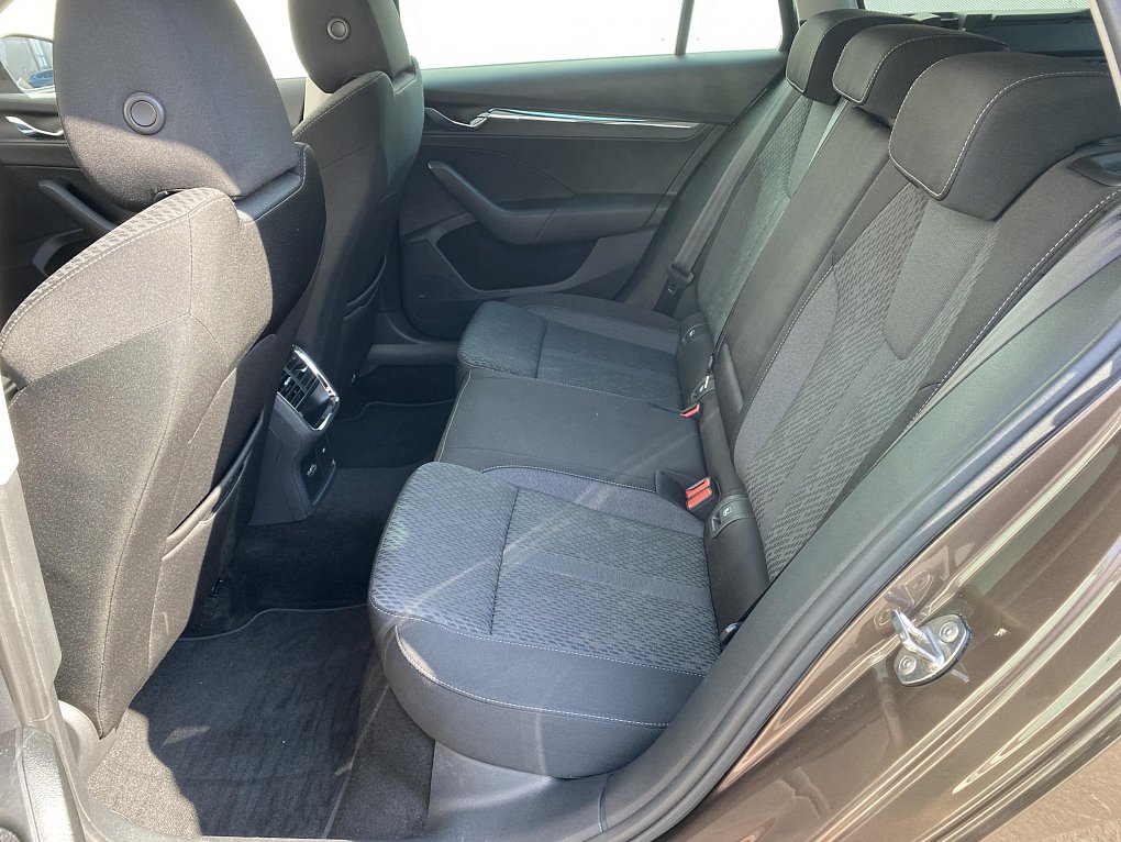 Škoda Octavia IV 2.0 TDi Style