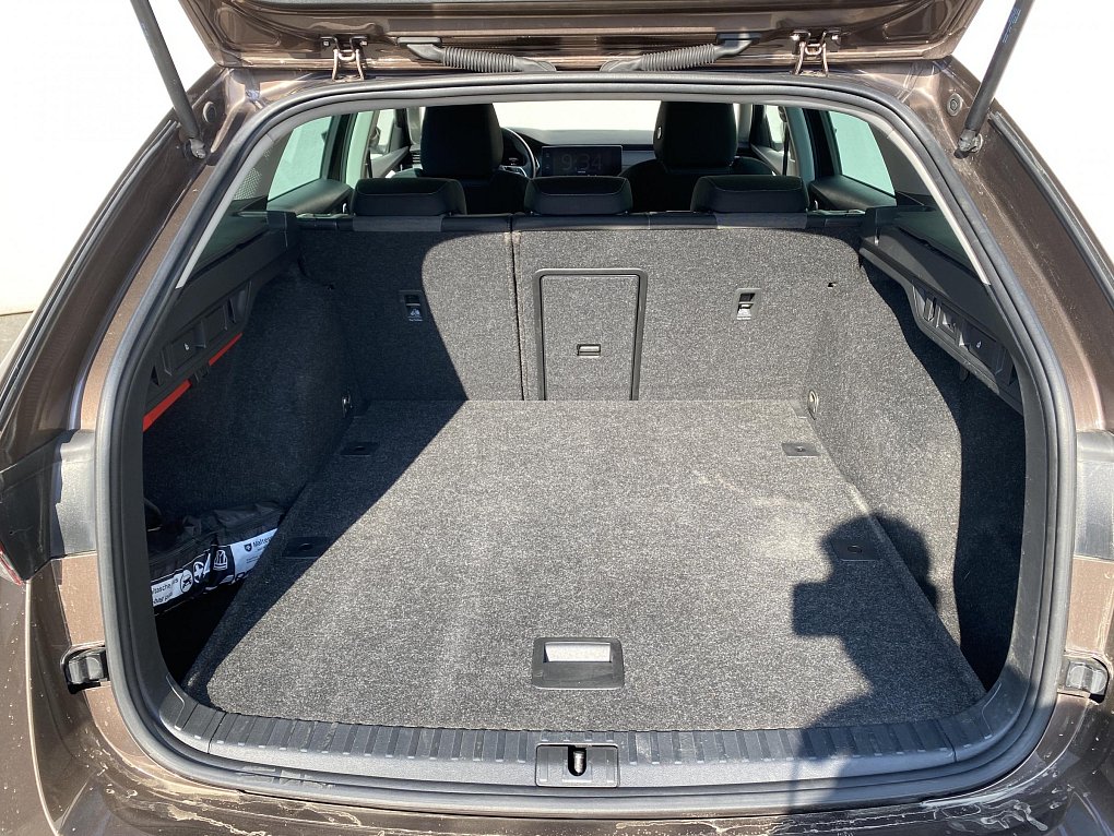 Škoda Octavia IV 2.0 TDi Style