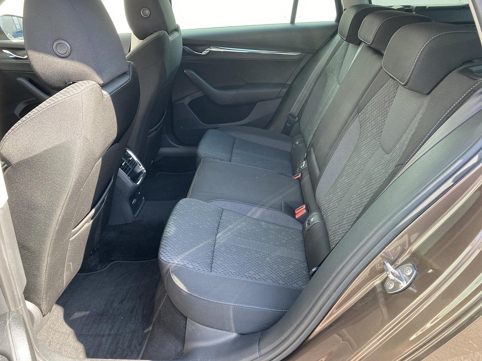 Škoda Octavia IV 2.0 TDi Style