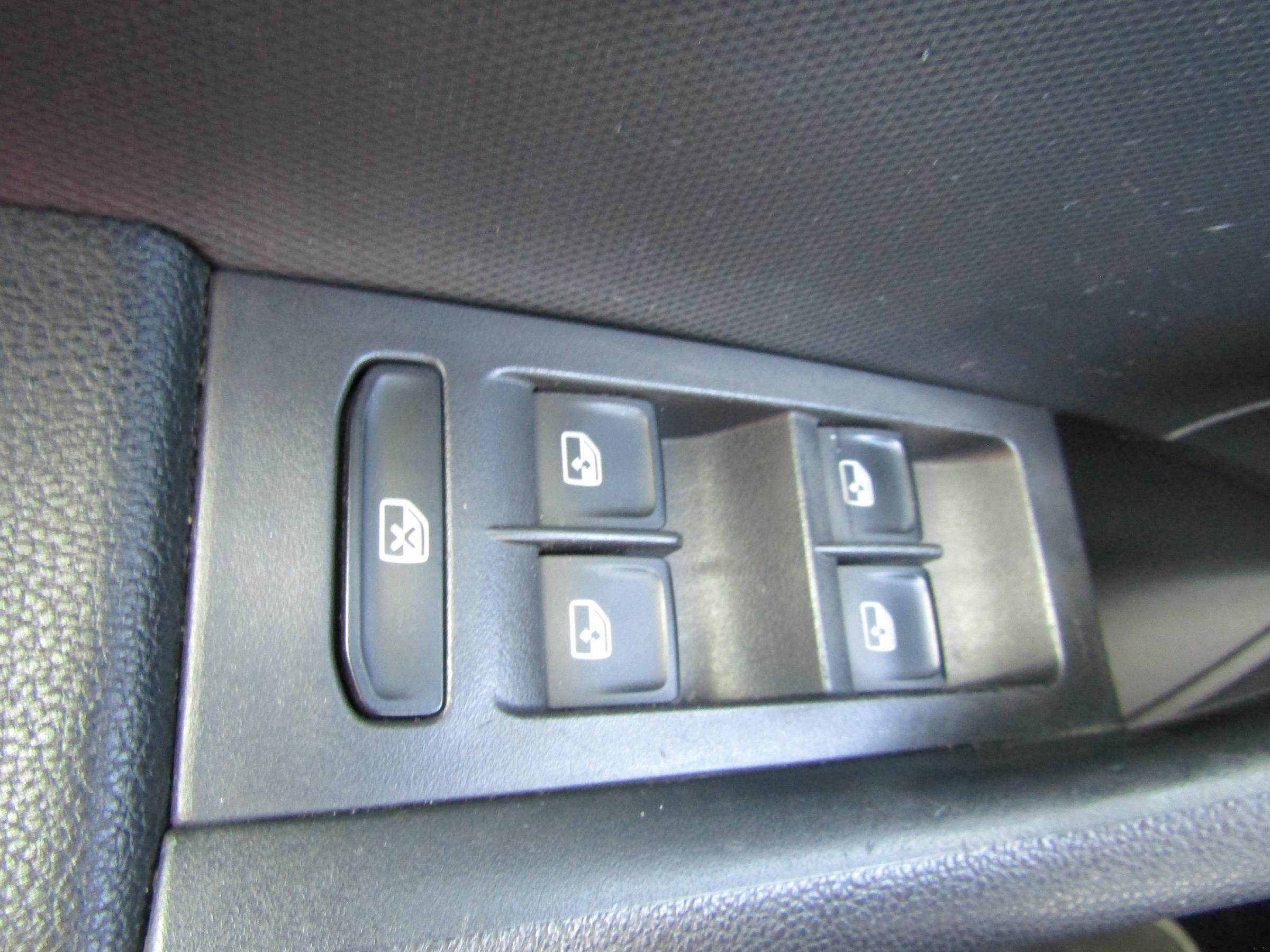 Škoda Rapid, 2015 - pohled č. 12