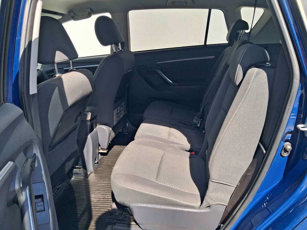 Toyota Verso 1.8i 