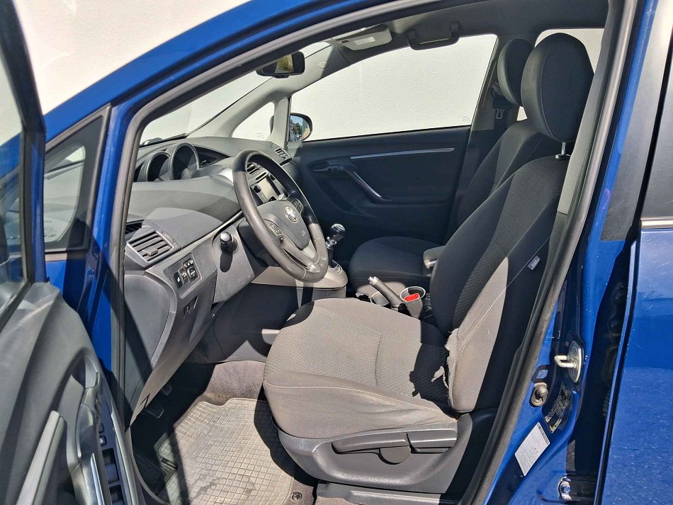 Toyota Verso 1.8i 