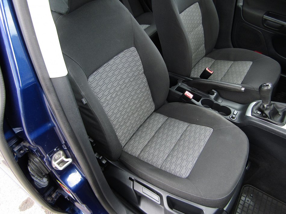 Škoda Octavia II 2.0TDi Ambiente