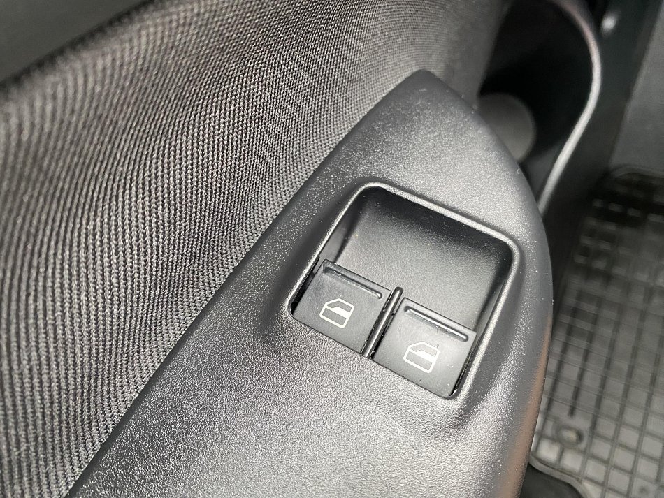 Škoda Octavia II 2.0TDi Ambiente