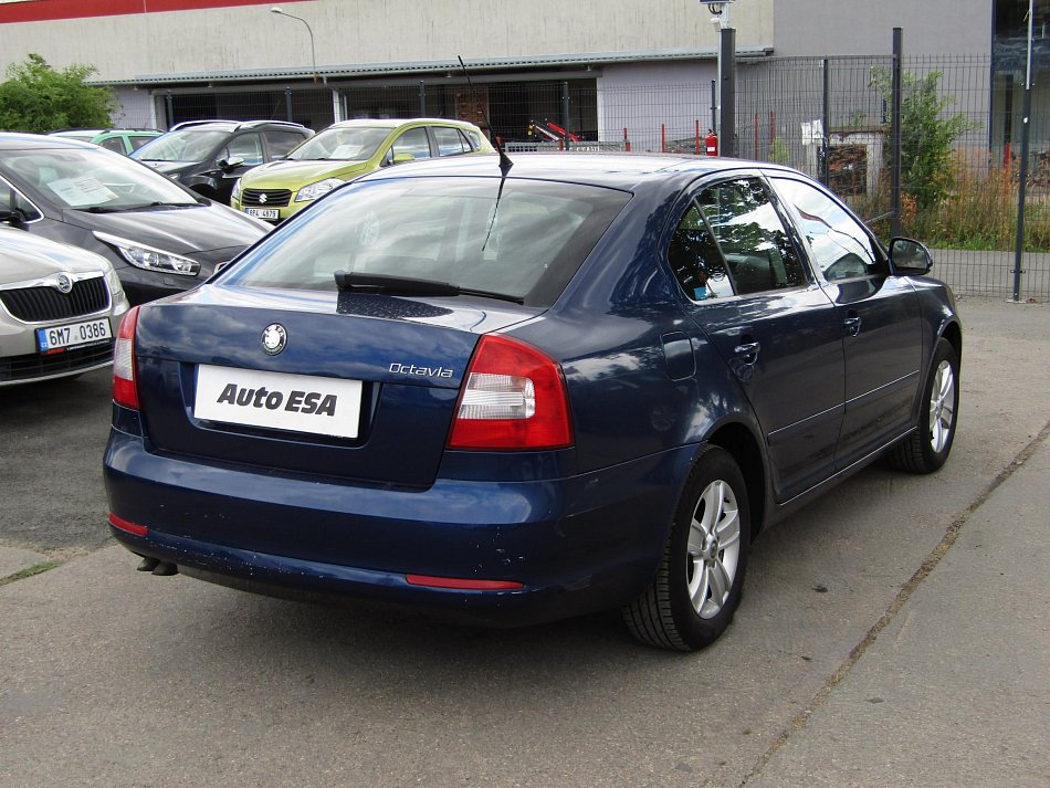 Škoda Octavia II 2.0TDi Ambiente