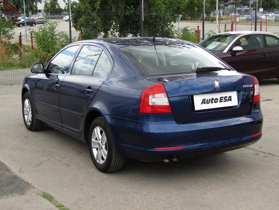 Škoda Octavia II 2.0TDi Ambiente