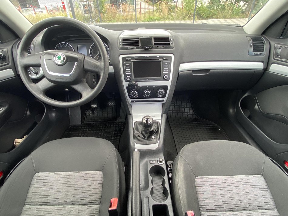 Škoda Octavia II 2.0TDi Ambiente